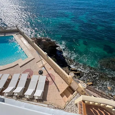 Villa Celia En Primera Linea Del Mar!