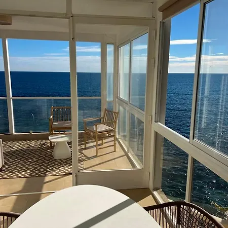 Villa Celia En Primera Linea Del Mar!