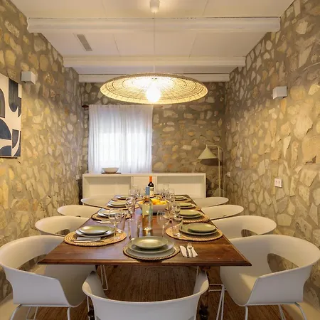 Villa Celia En Primera Linea Del Mar! *